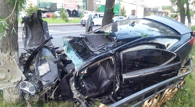 Авария Lexus IS 350 в Алматы