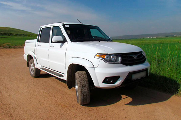UAZ Pickup
