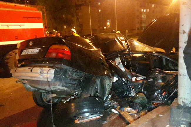 Авария BMW в Алматы