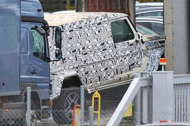 Mercedes-Benz G500 4×4²