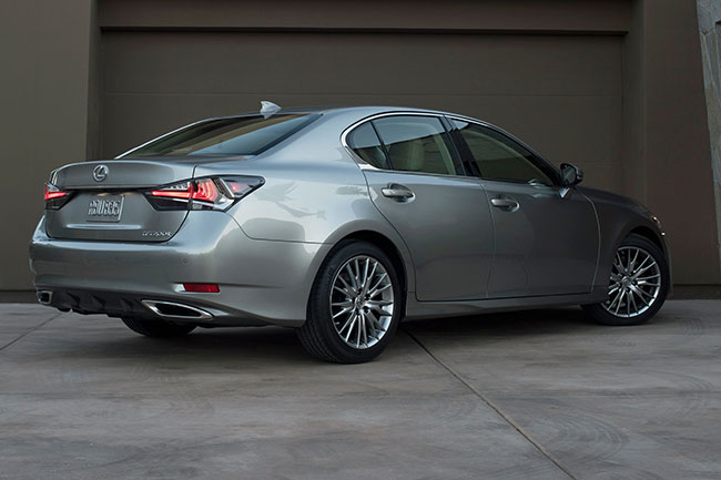 Обновлённый Lexus GS