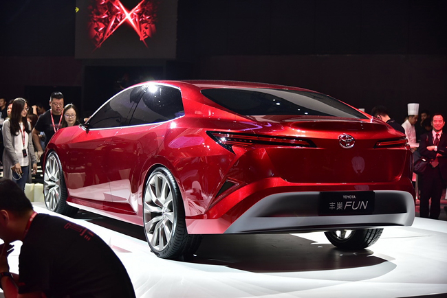 Toyota Fun Concept (Camry)