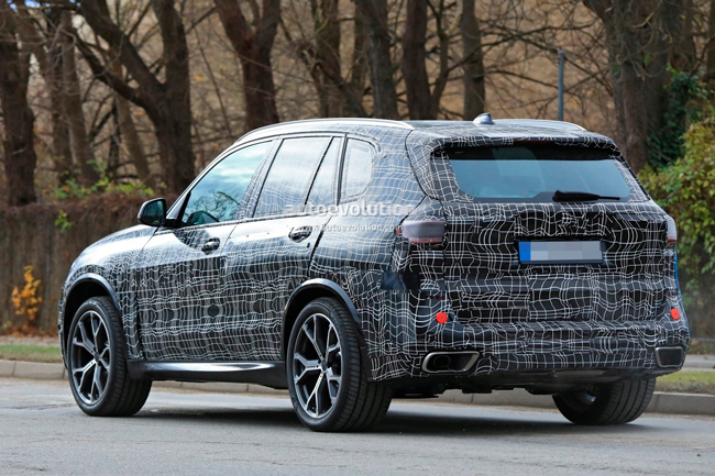 Шпионы сфотографировали новое поколение BMW X5
