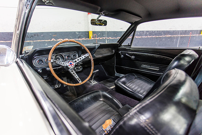 Shelby GT350H создателя марки продадут за $200 000