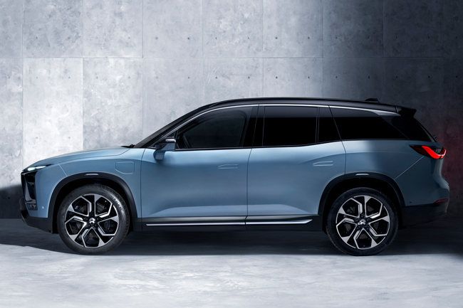 Nio ES8