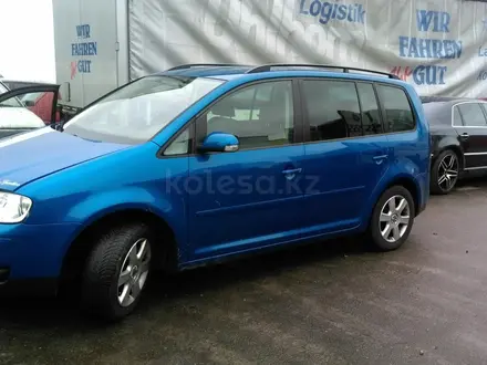 Volkswagen Touran 2006 года за 100 000 тг. в Костанай – фото 10