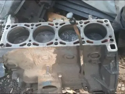 Блок на 406 двигатель ЗМЗ за 120 000 тг. в Караганда