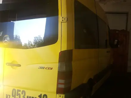 Mercedes-Benz Sprinter 2007 года за 7 400 000 тг. в Семей – фото 5