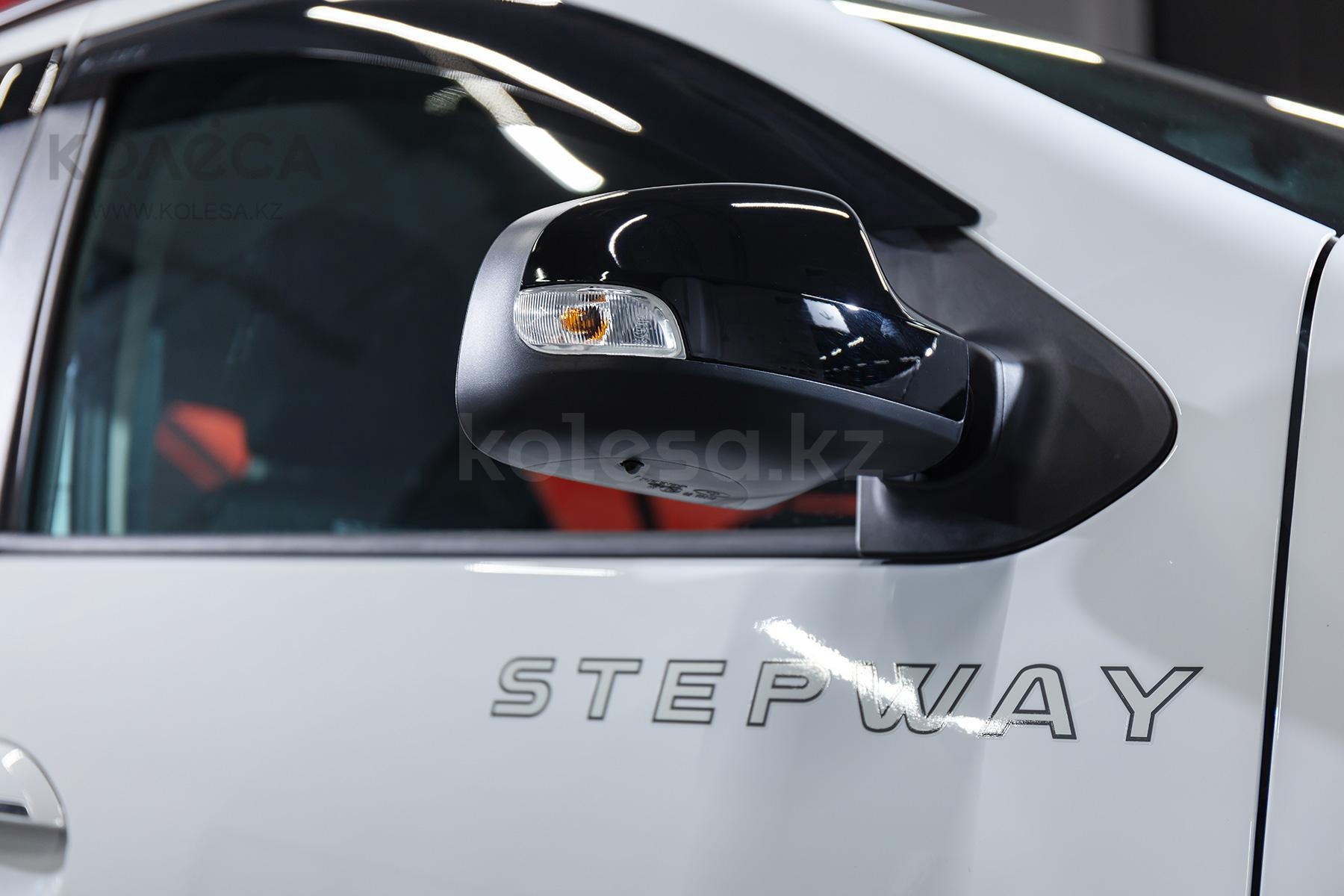 Renault Sandero Stepway B класса 2020-2021 года