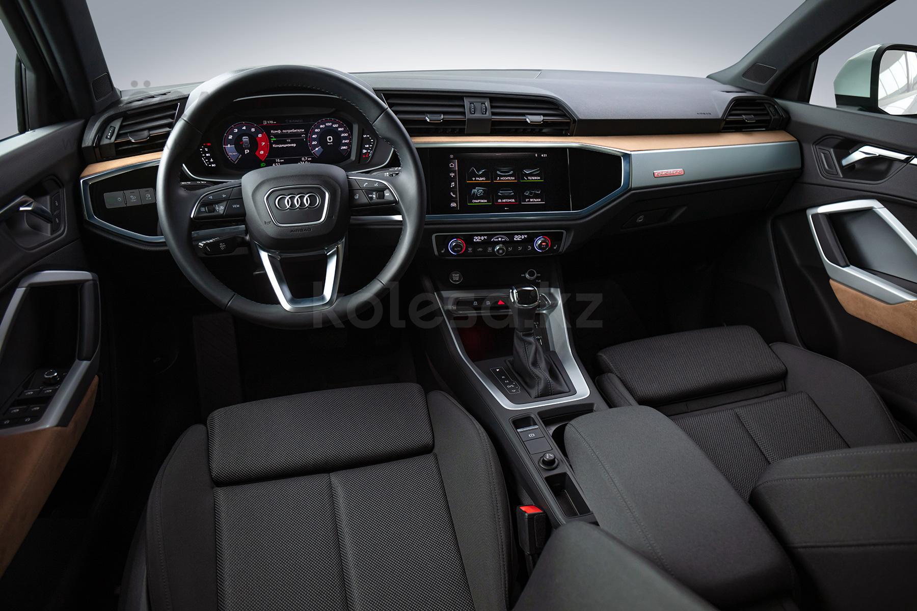 Audi Q3 SUV 2021 - н.в. года от 24 990 000 тенге