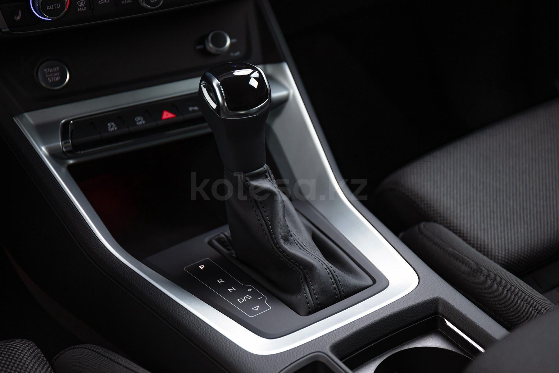 Audi Q3 SUV 2021 - н.в. года от 24 990 000 тенге