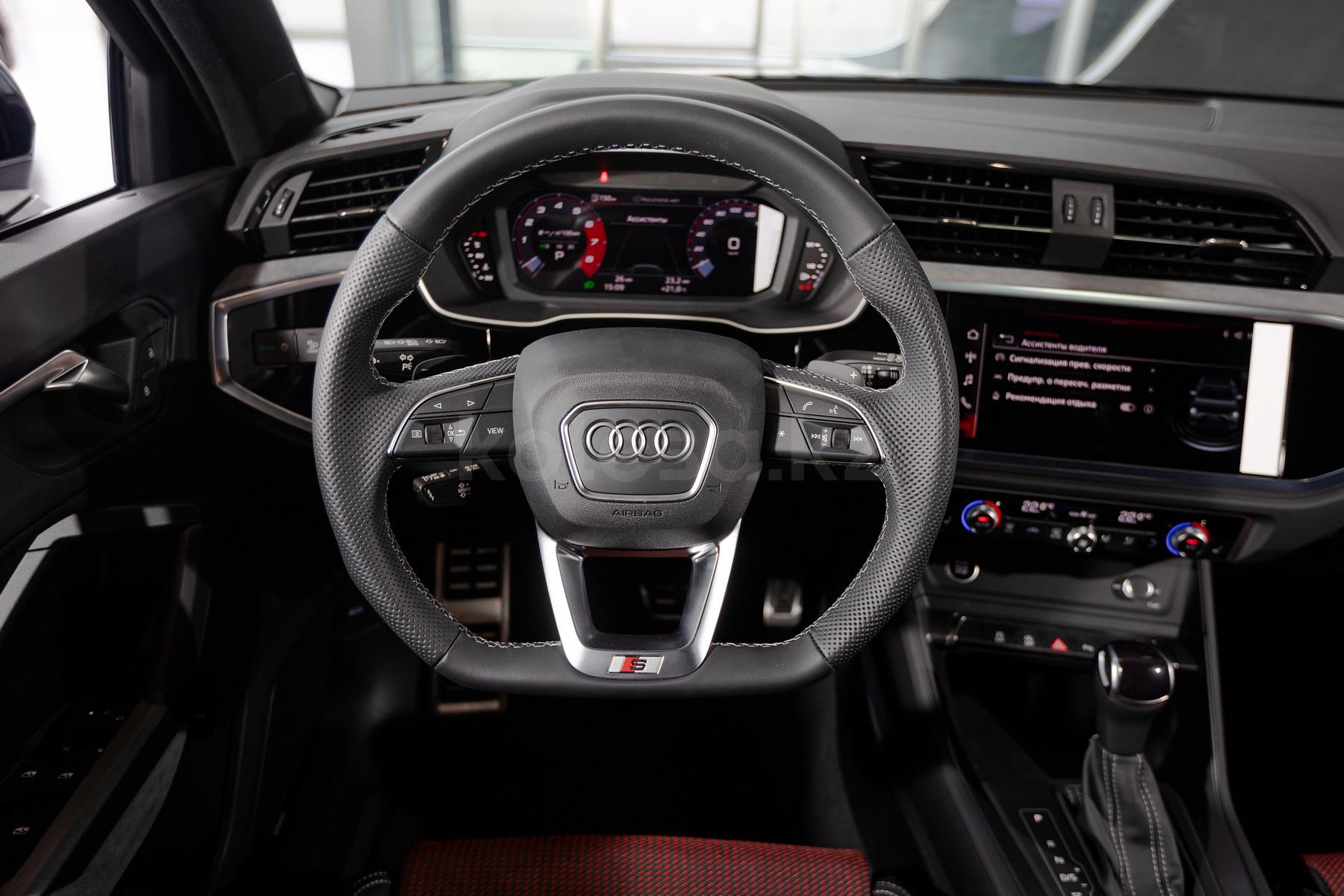 Audi Q3 SUV 2021 - н.в. года от 27 660 000 тенге