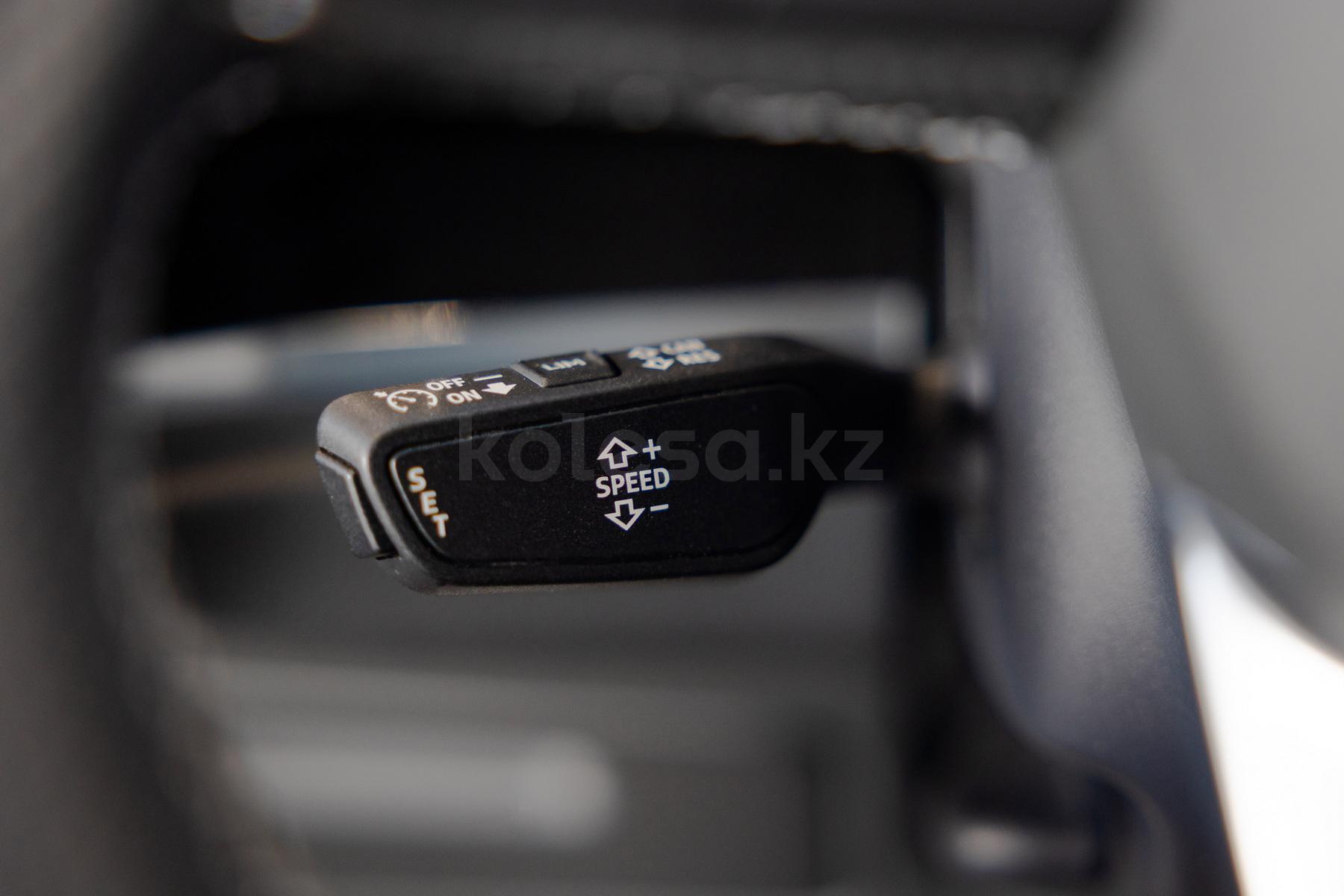 Audi Q3 SUV 2021 - н.в. года от 27 660 000 тенге