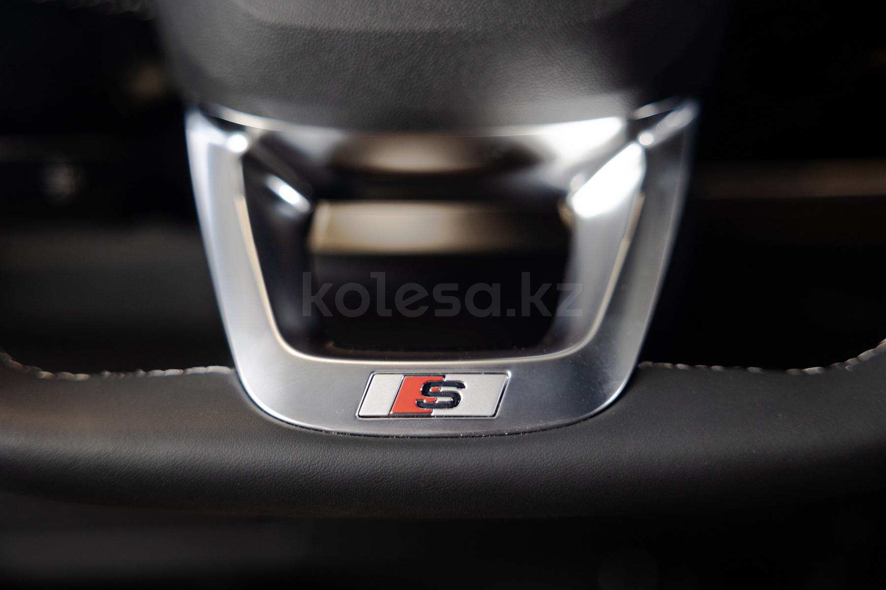 Audi Q3 SUV 2021 - н.в. года от 27 660 000 тенге