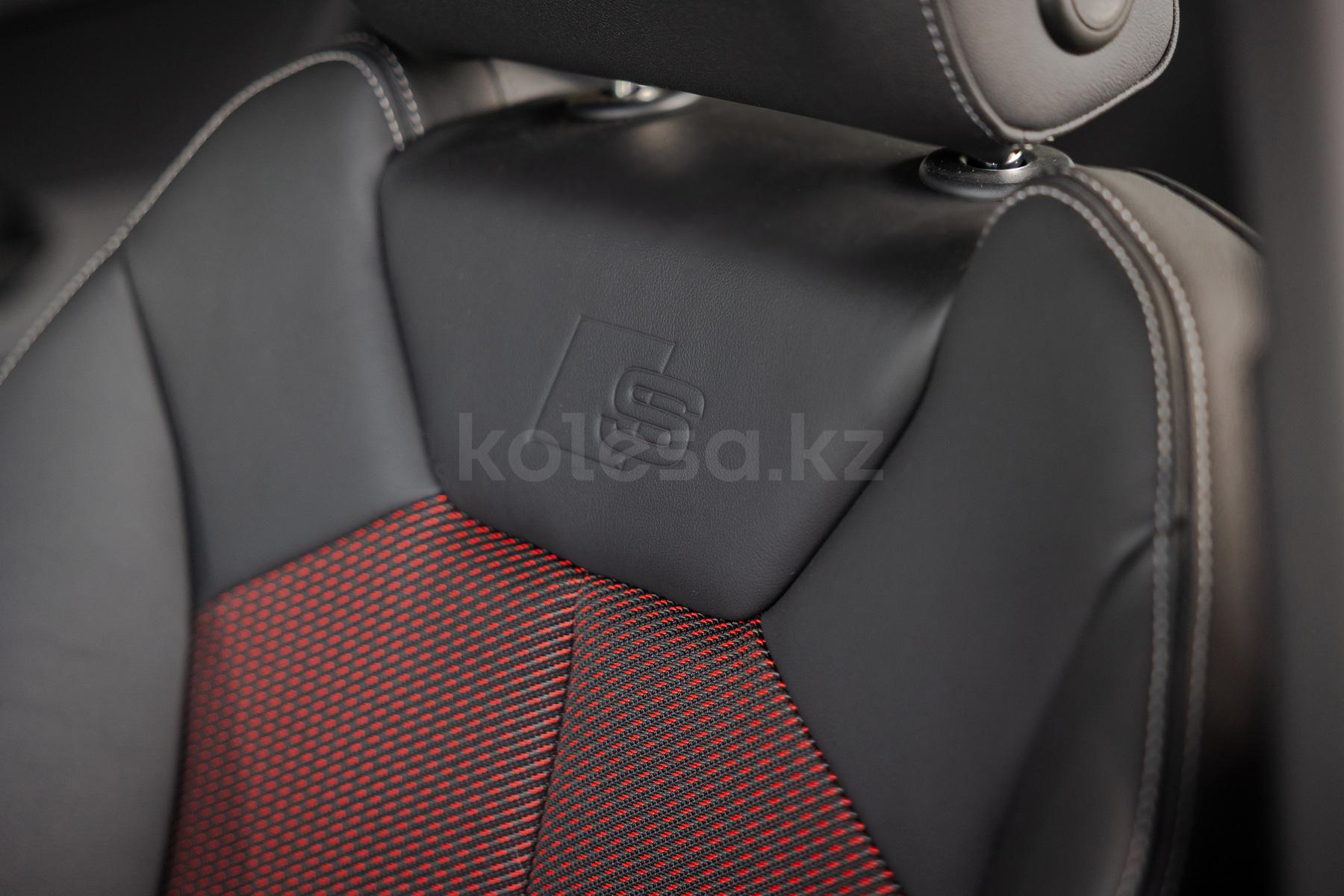 Audi Q3 SUV 2021 - н.в. года от 27 660 000 тенге