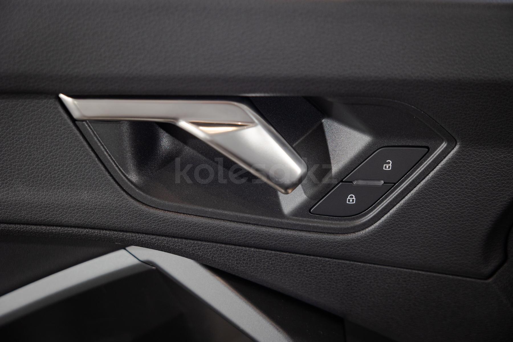 Audi Q3 SUV 2021 - н.в. года от 27 660 000 тенге