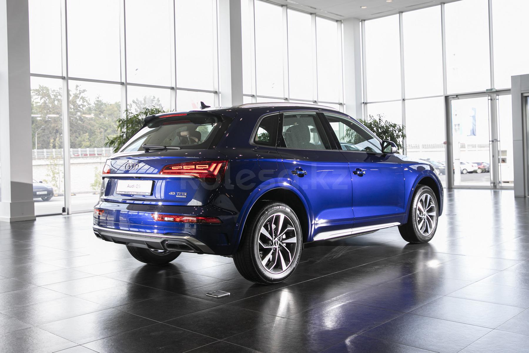 Audi Q5 SUV 2020 - н.в. года от 26 990 000 тенге