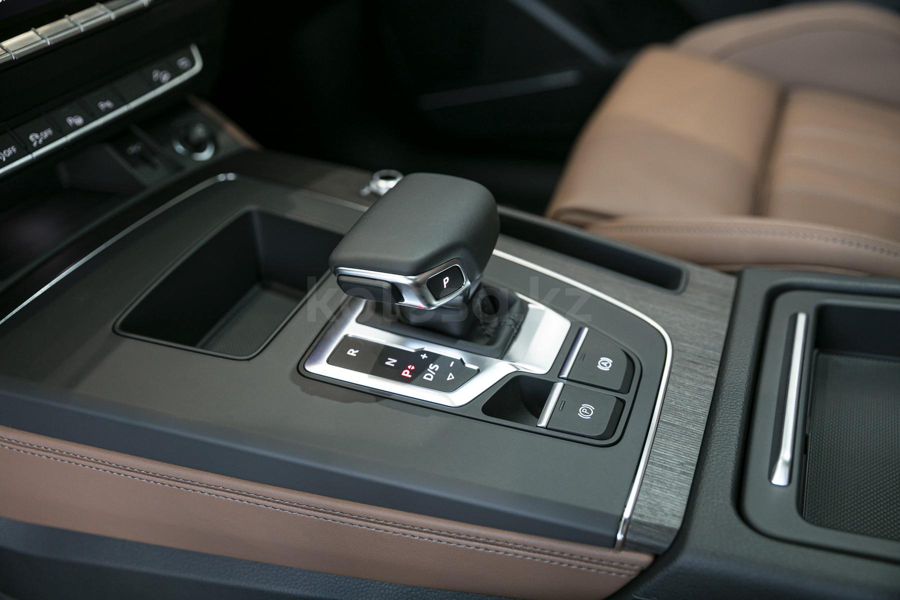 Audi Q5 SUV 2020 - н.в. года от 26 990 000 тенге