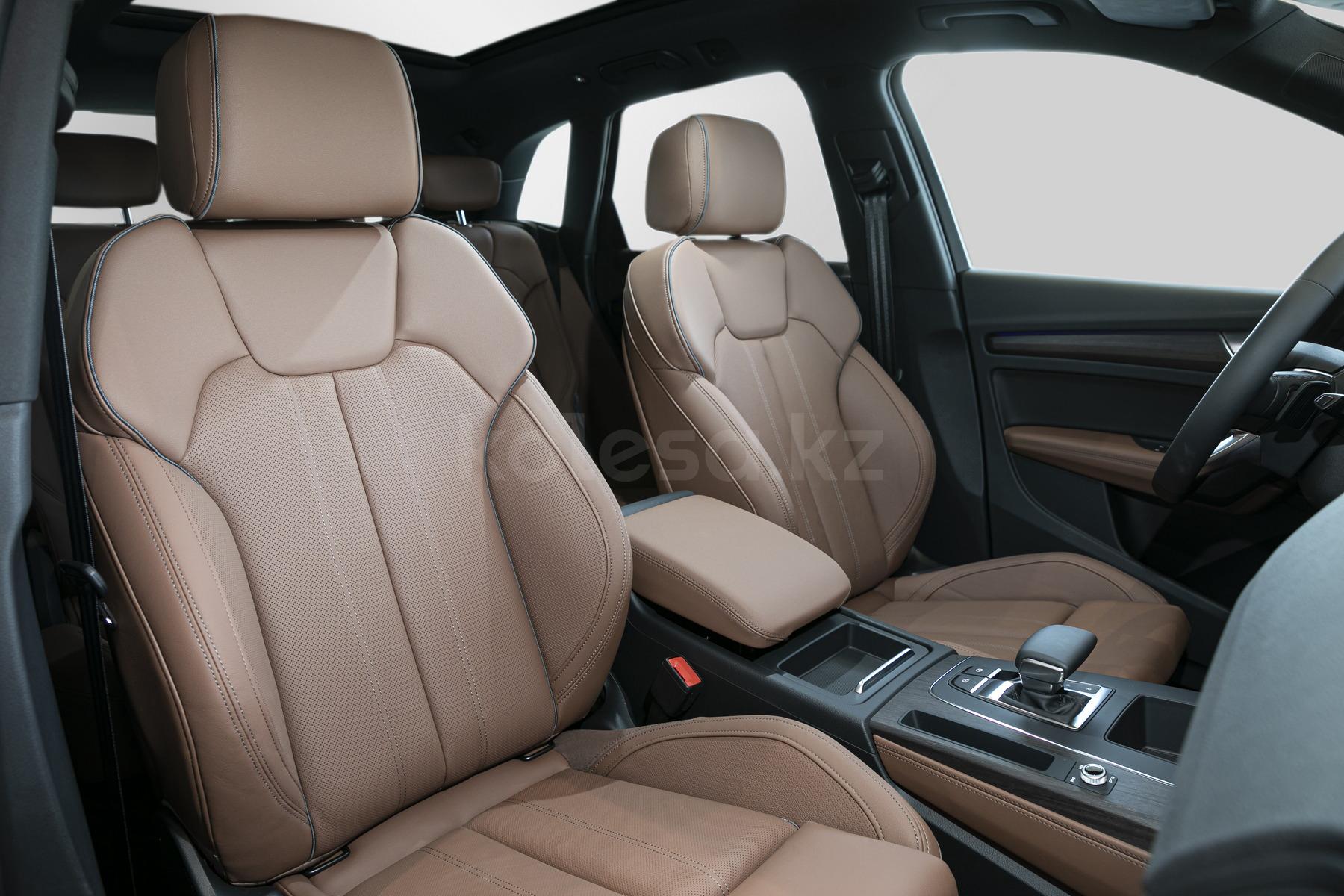 Audi Q5 SUV 2020 - н.в. года от 26 990 000 тенге