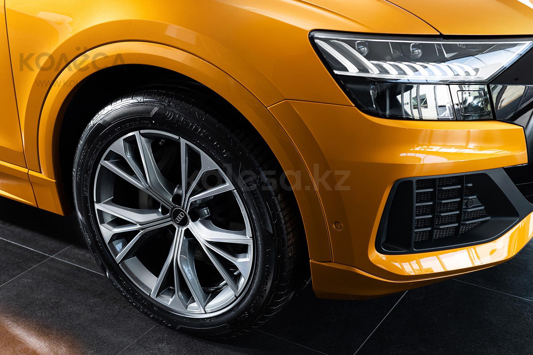 Audi Q8 SUV 2020 - н.в. года