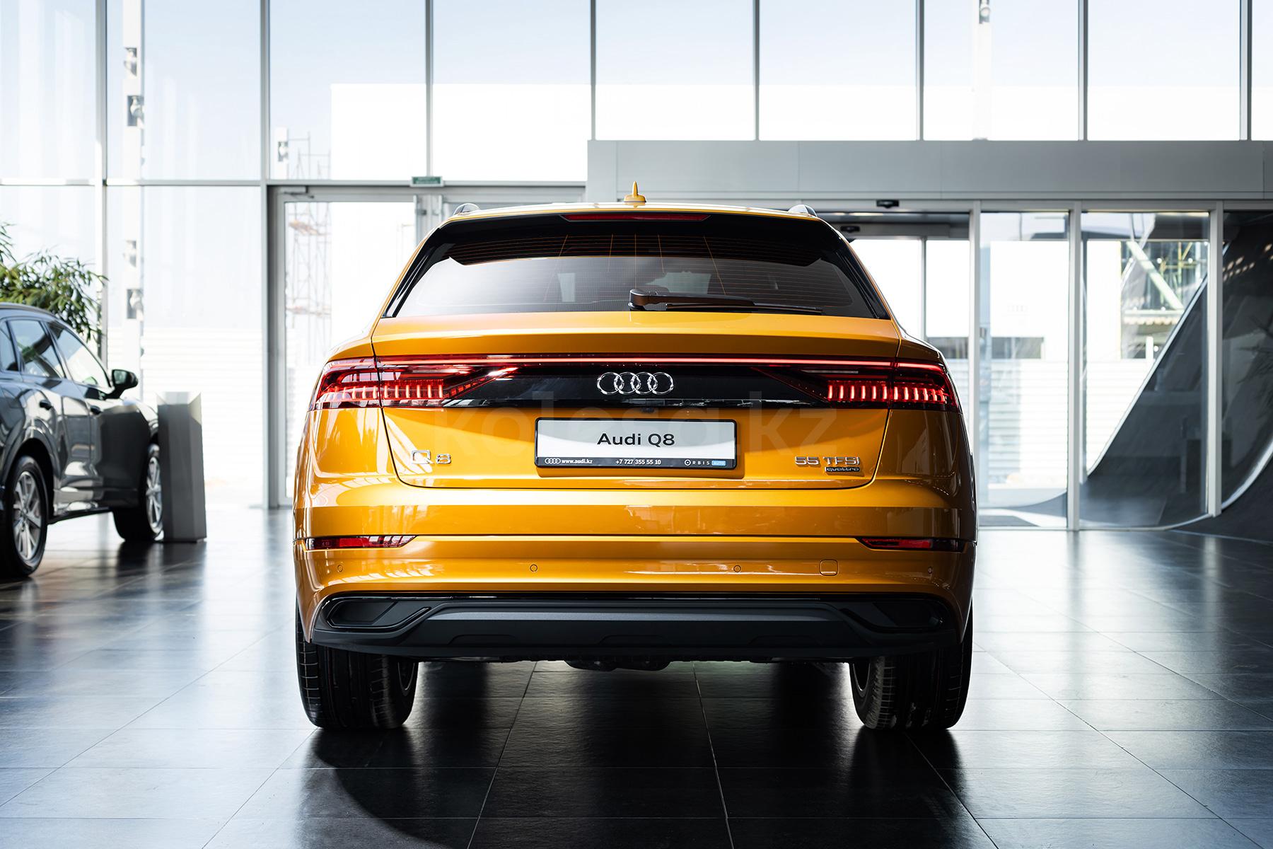 Audi Q8 SUV 2020 - н.в. года от 54 000 000 тенге