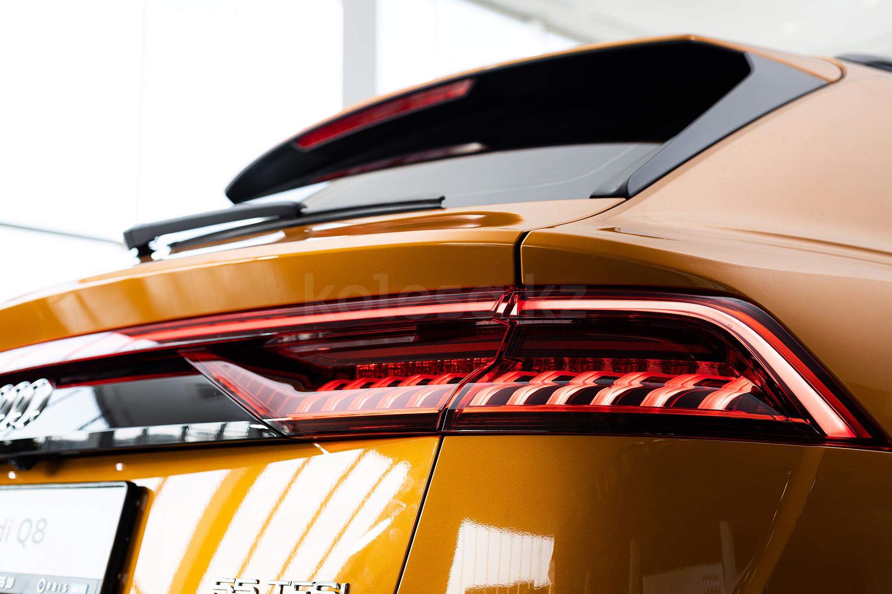 Audi Q8 SUV 2020 - н.в. года от 54 000 000 тенге