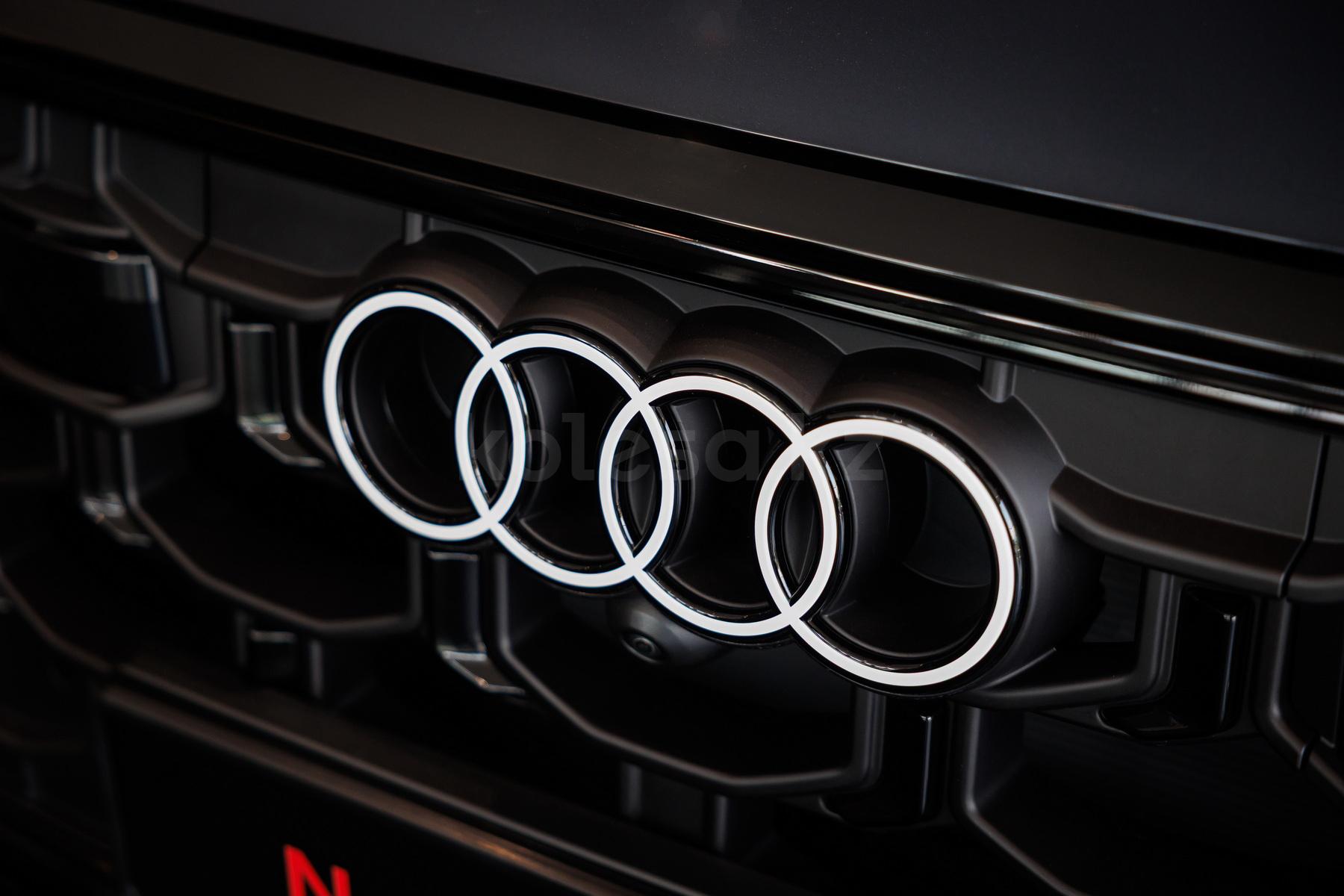 Audi Q8 SUV 2023 - н.в. года от 56 000 000 тенге
