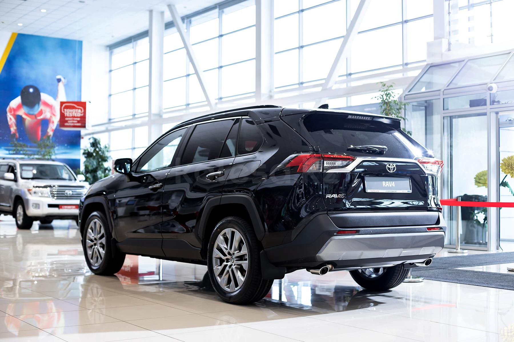 Toyota RAV4 SUV 2018 - н.в. года от 14 100 000 тенге