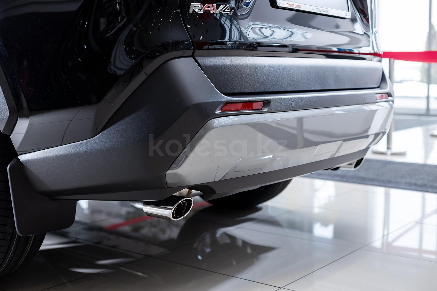 Toyota RAV4 SUV 2018 - н.в. года от 14 100 000 тенге