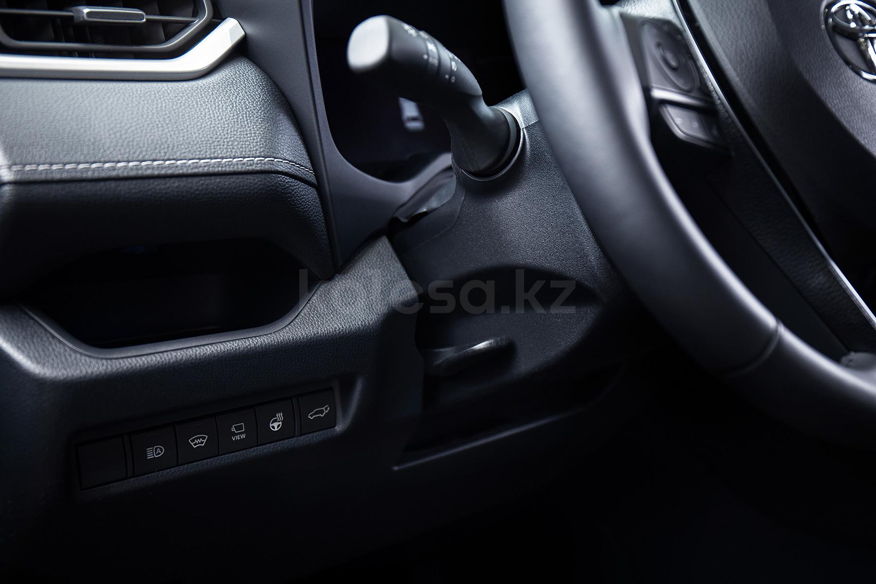 Toyota RAV4 SUV 2018 - н.в. года от 14 100 000 тенге