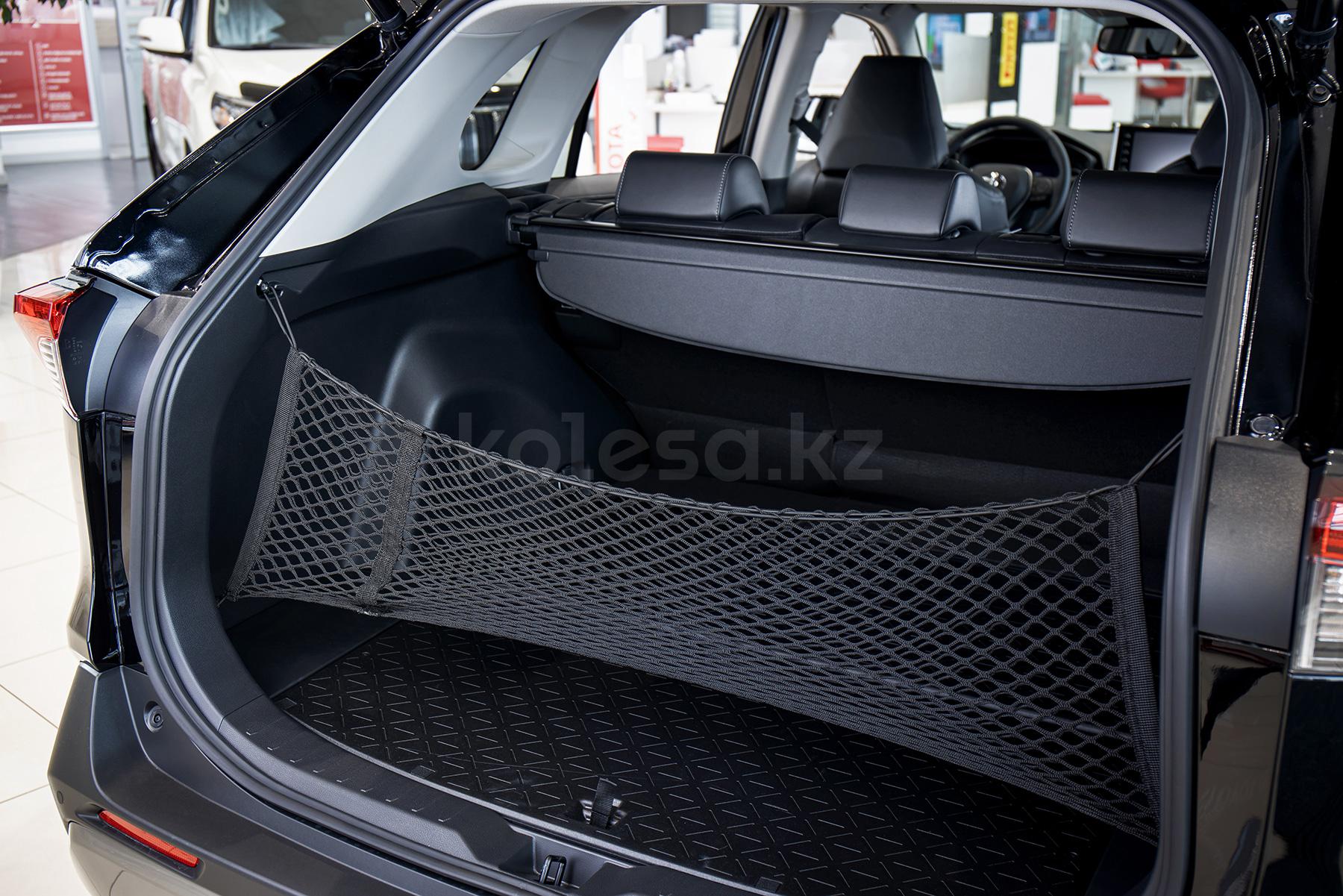 Toyota RAV4 SUV 2018 - н.в. года от 14 100 000 тенге