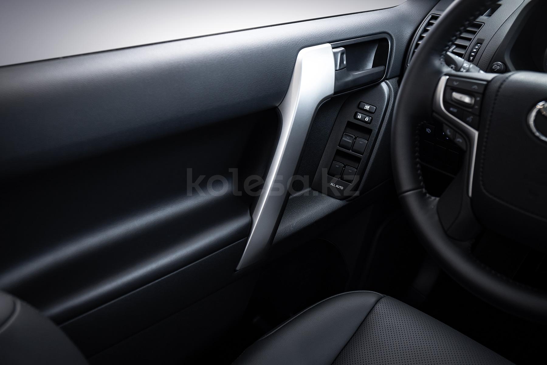 Toyota Land Cruiser Prado J150 SUV 2017 - 2024 года