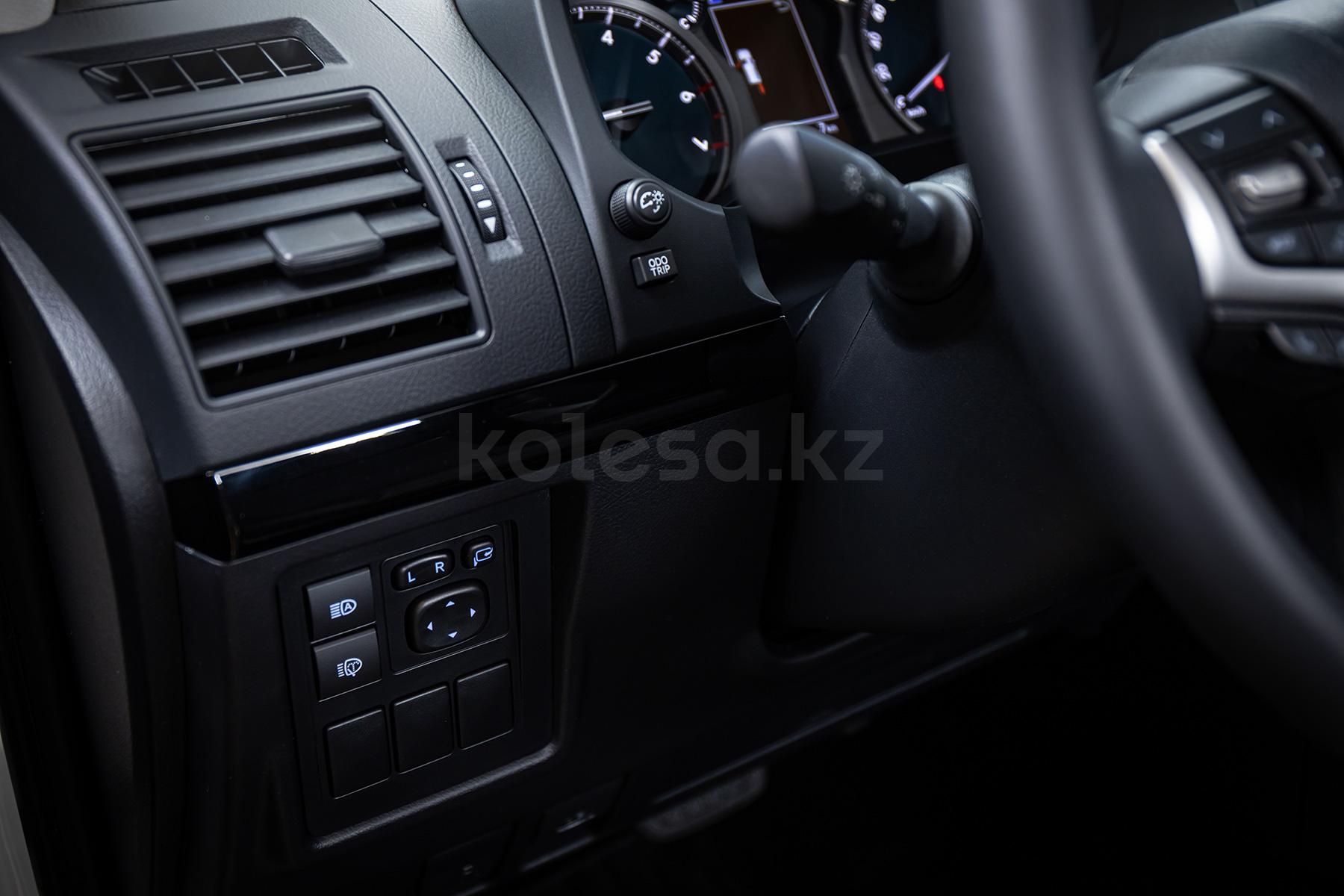 Toyota Land Cruiser Prado J150 SUV 2017 - 2024 года