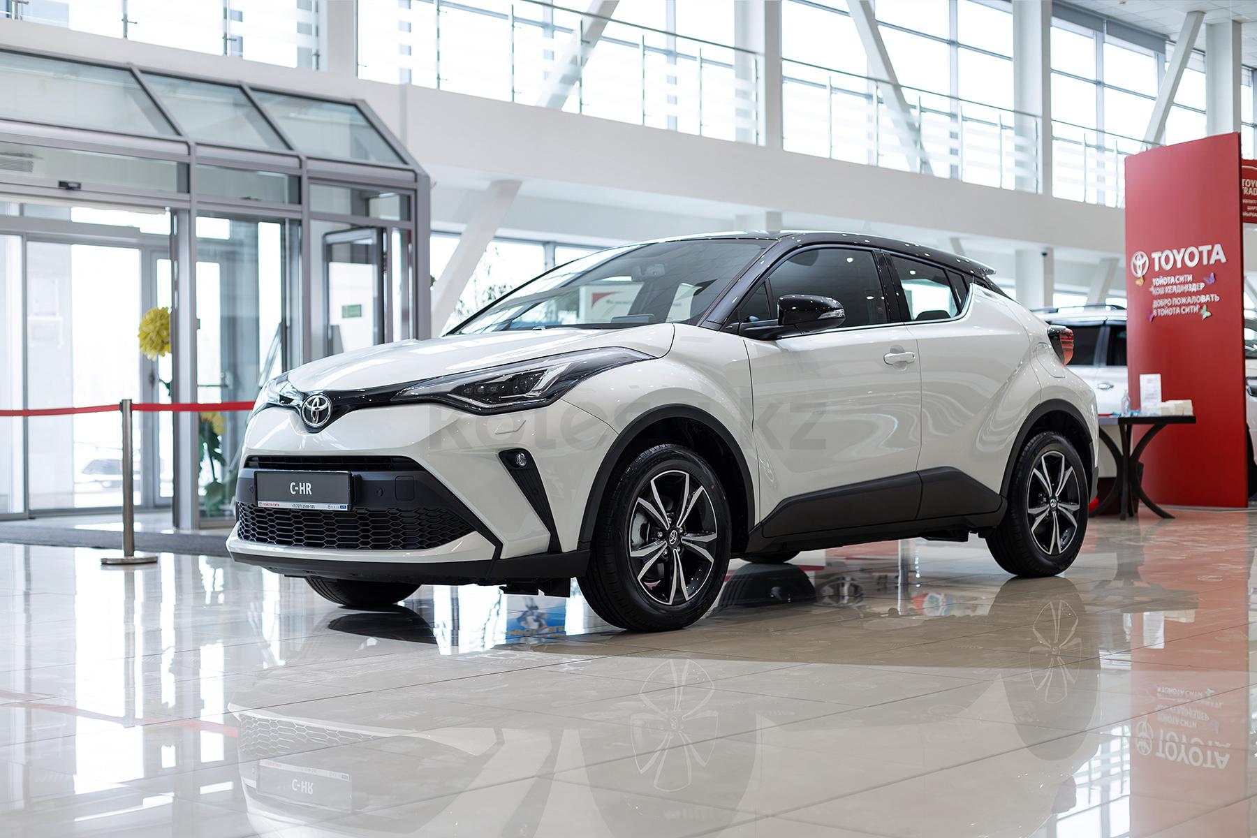Toyota C-HR SUV 2019 - 2023 года