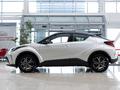 Toyota C-HR SUV 2019 - 2023 года