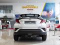Toyota C-HR SUV 2019 - 2023 года
