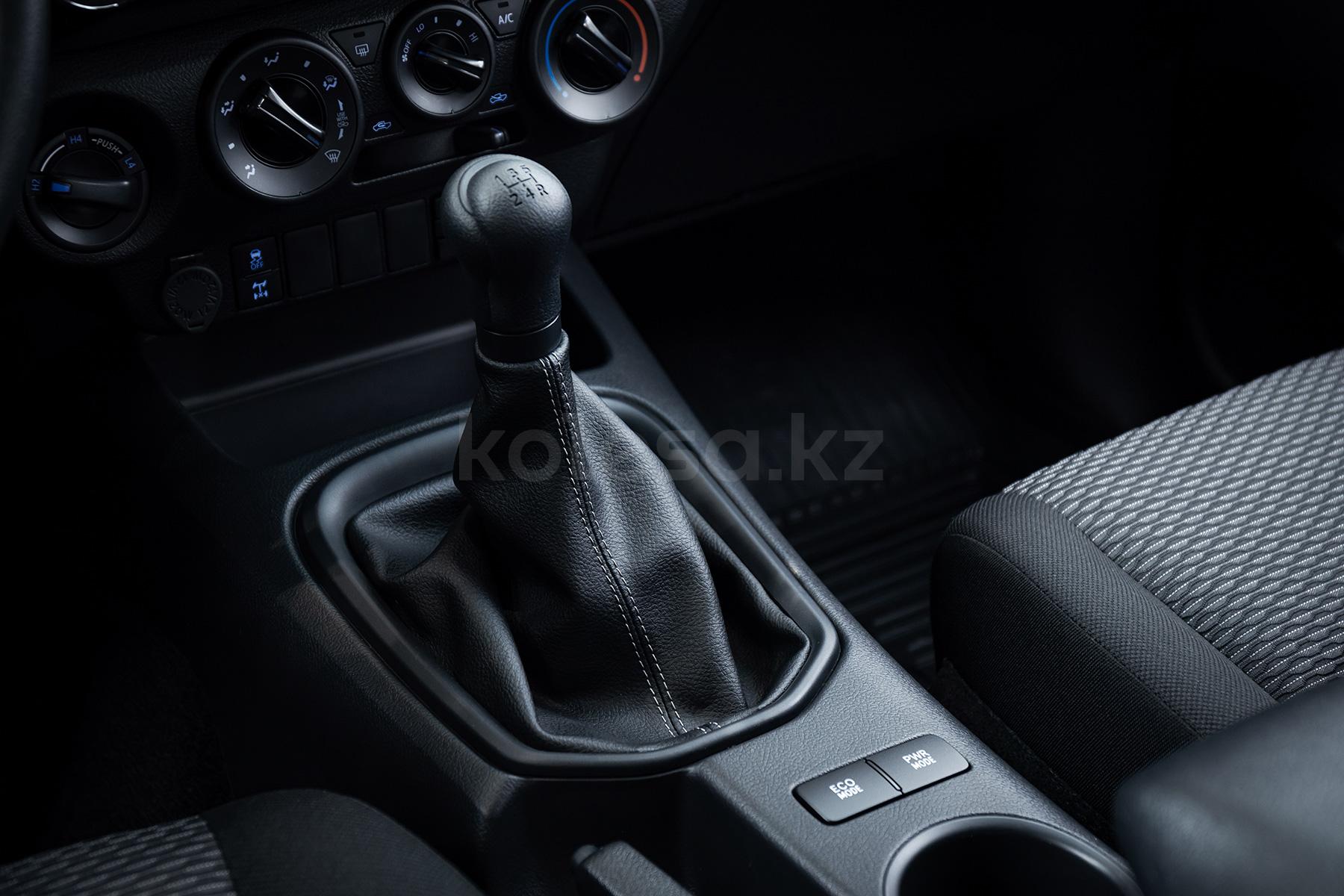 Toyota Hilux J 2020 - н.в. года от 15 700 000 тенге