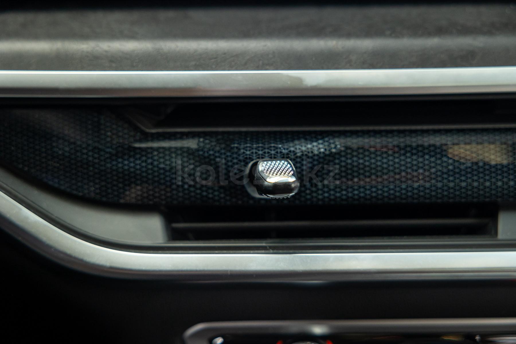 BMW X7 SUV 2022 - н.в. года от 55 000 000 тенге