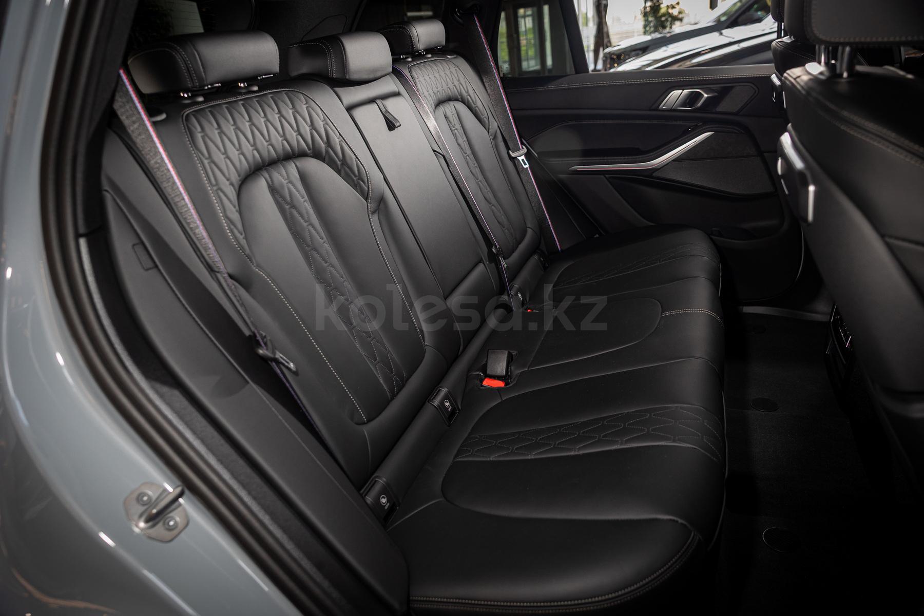 BMW X5 SUV 2023 - н.в. года от 49 000 000 тенге