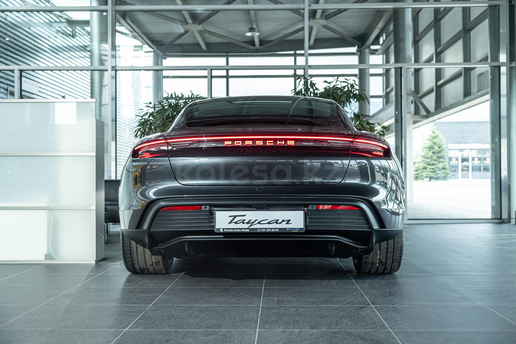 Porsche Taycan F 2024 - н.в. года от 92 156 158 тенге