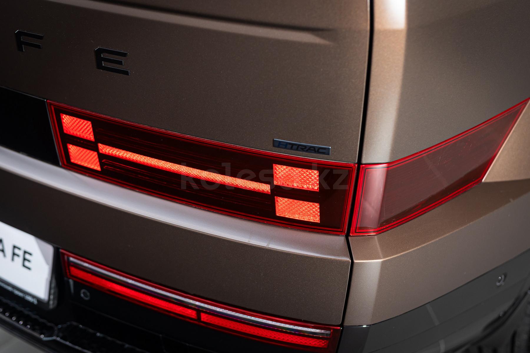 Hyundai Santa Fe SUV 2023 - н.в. года от 21 190 000 тенге