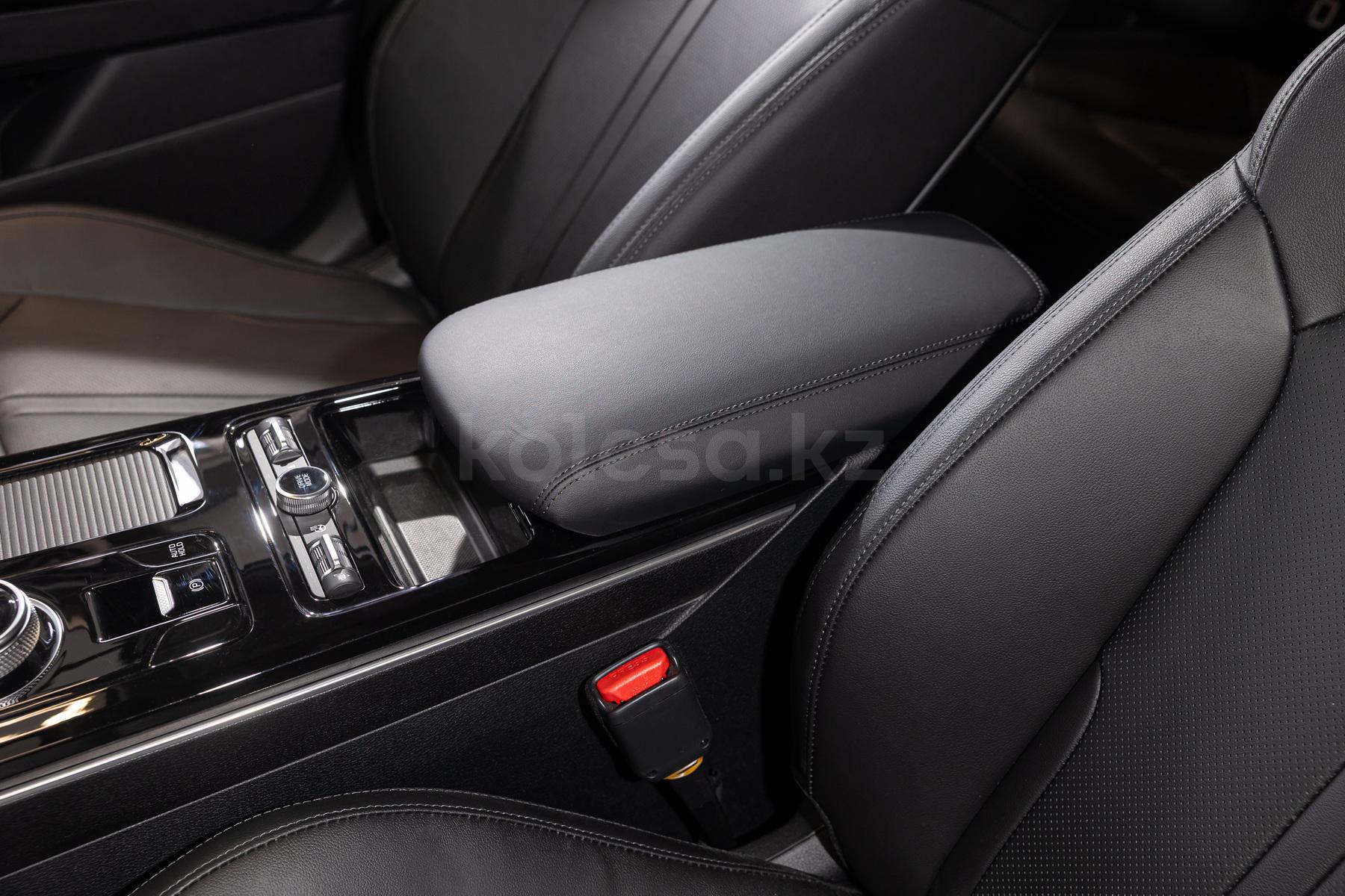 Kia K5 D 2021 - н.в. года от 12 590 000 тенге