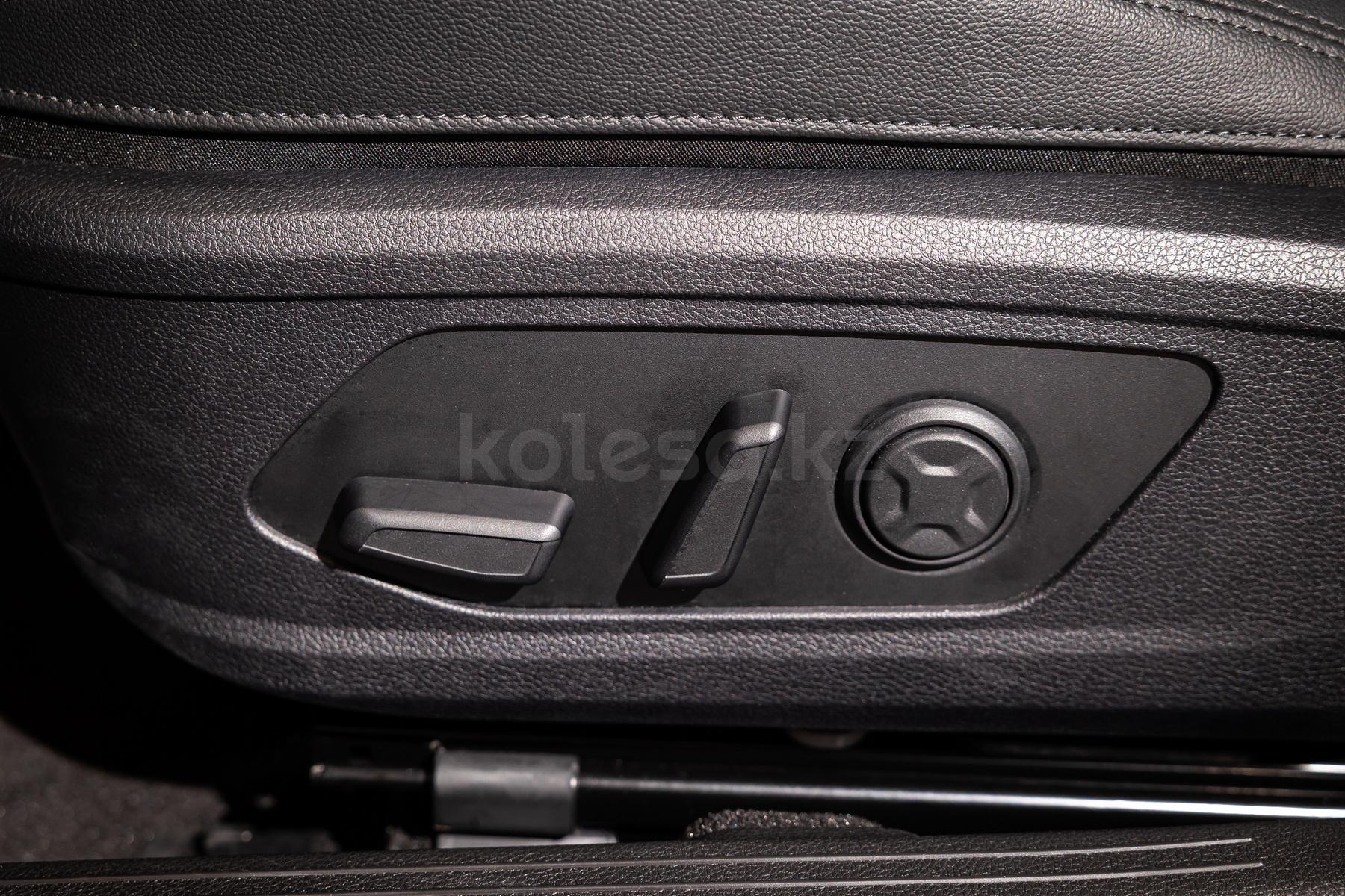 Kia K5 D 2021 - н.в. года от 12 590 000 тенге