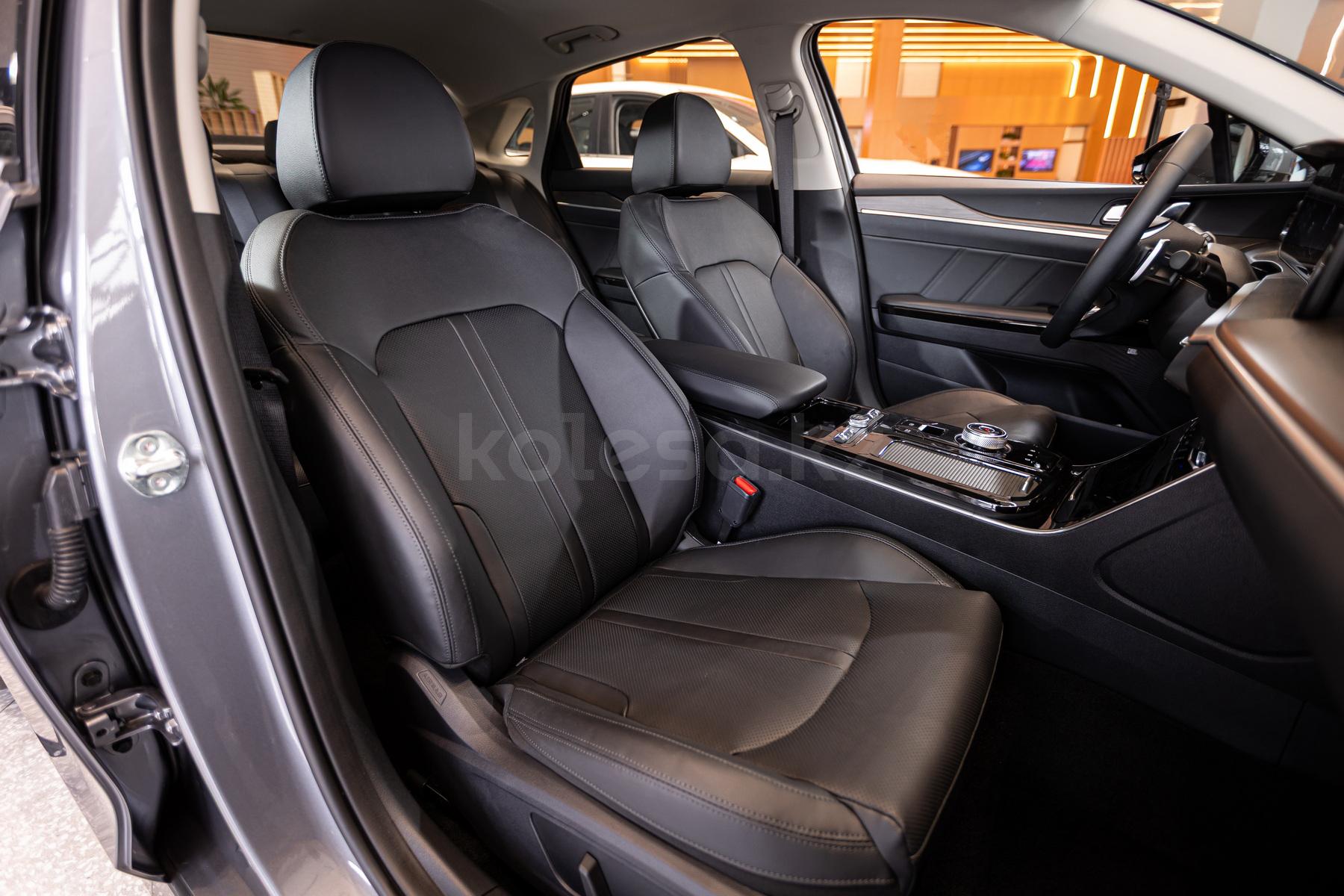 Kia K5 D 2021 - н.в. года от 12 590 000 тенге