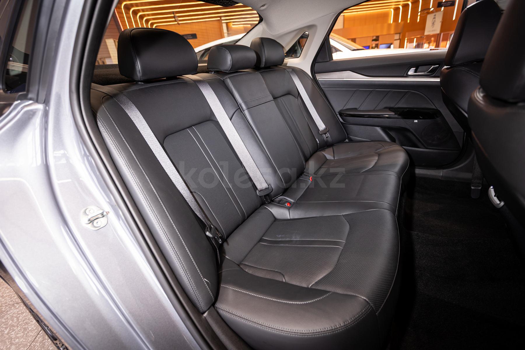 Kia K5 D 2021 - н.в. года от 12 590 000 тенге