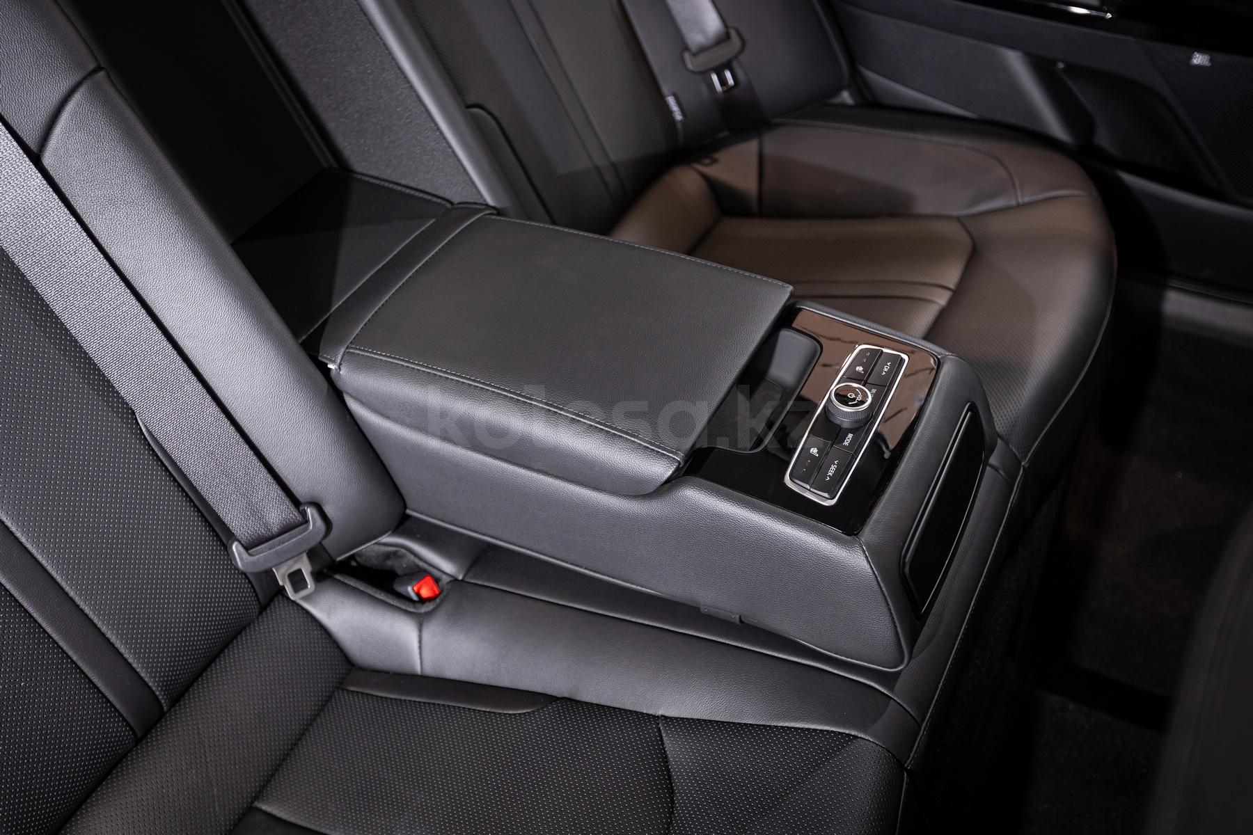 Kia K5 D 2021 - н.в. года от 12 590 000 тенге