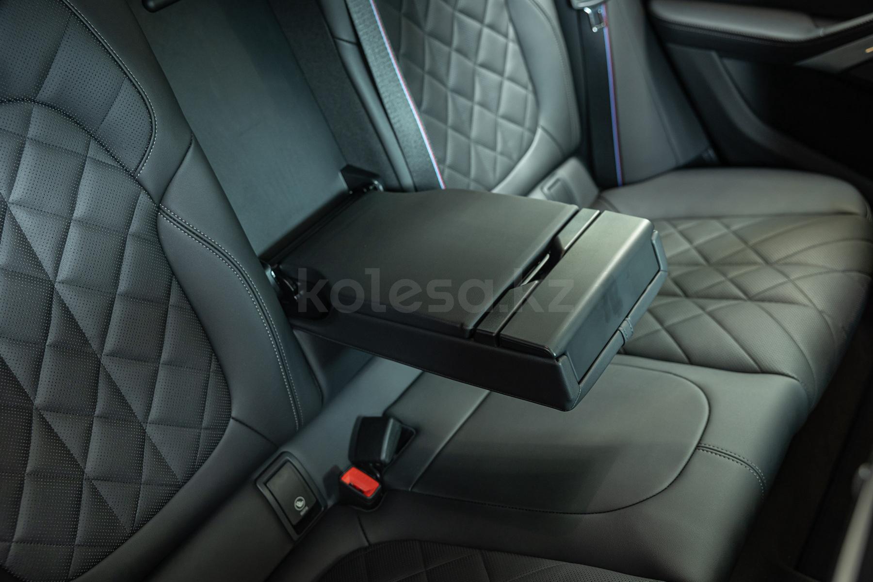 BMW X6 SUV 2023 - н.в. года от 70 853 578 тенге