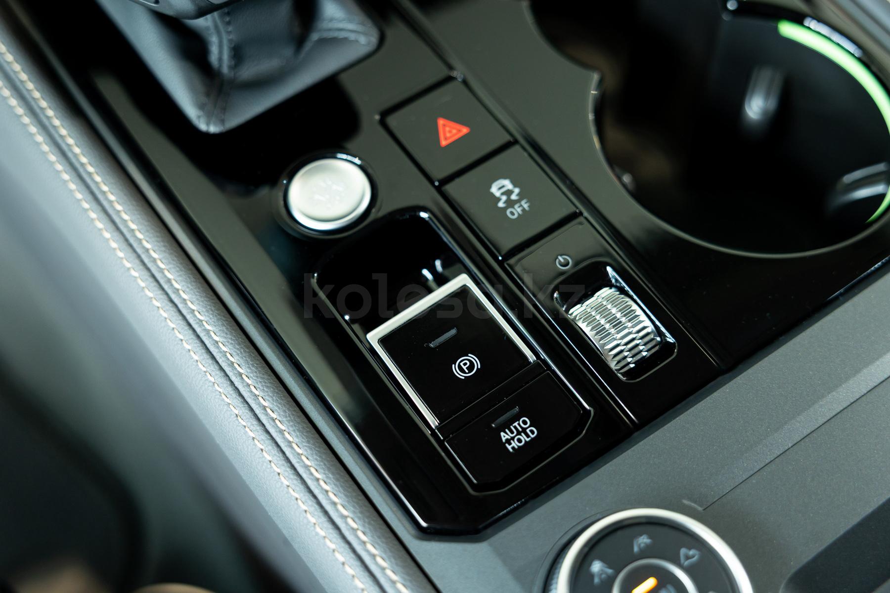 Volkswagen Touareg SUV 2023 - н.в. года от 39 970 000 тенге