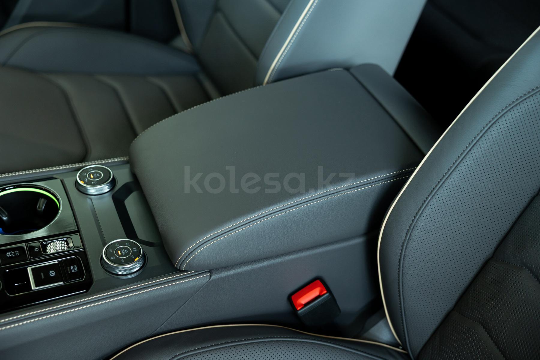 Volkswagen Touareg SUV 2023 - н.в. года от 39 970 000 тенге