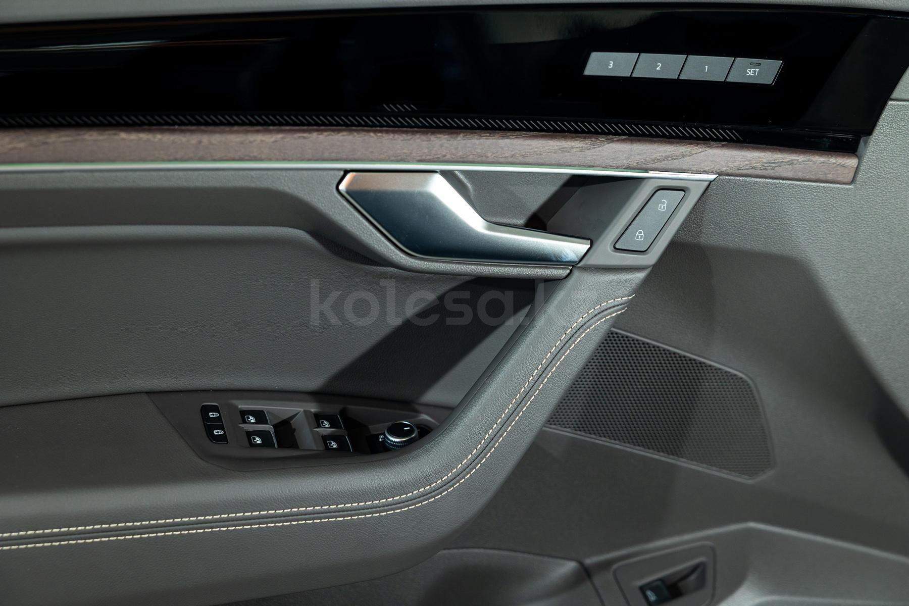 Volkswagen Touareg SUV 2023 - н.в. года от 39 970 000 тенге